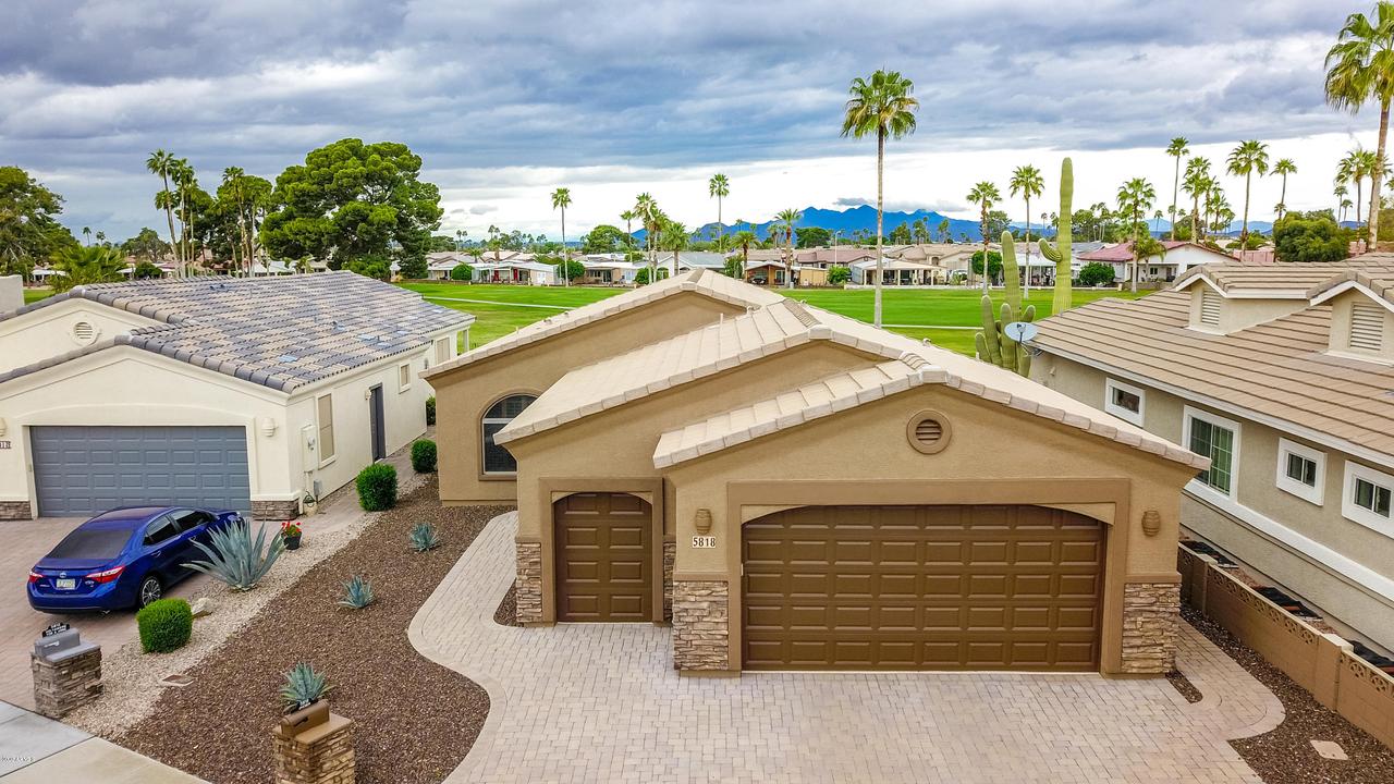 5818 E Leonora St., Mesa, AZ 85215