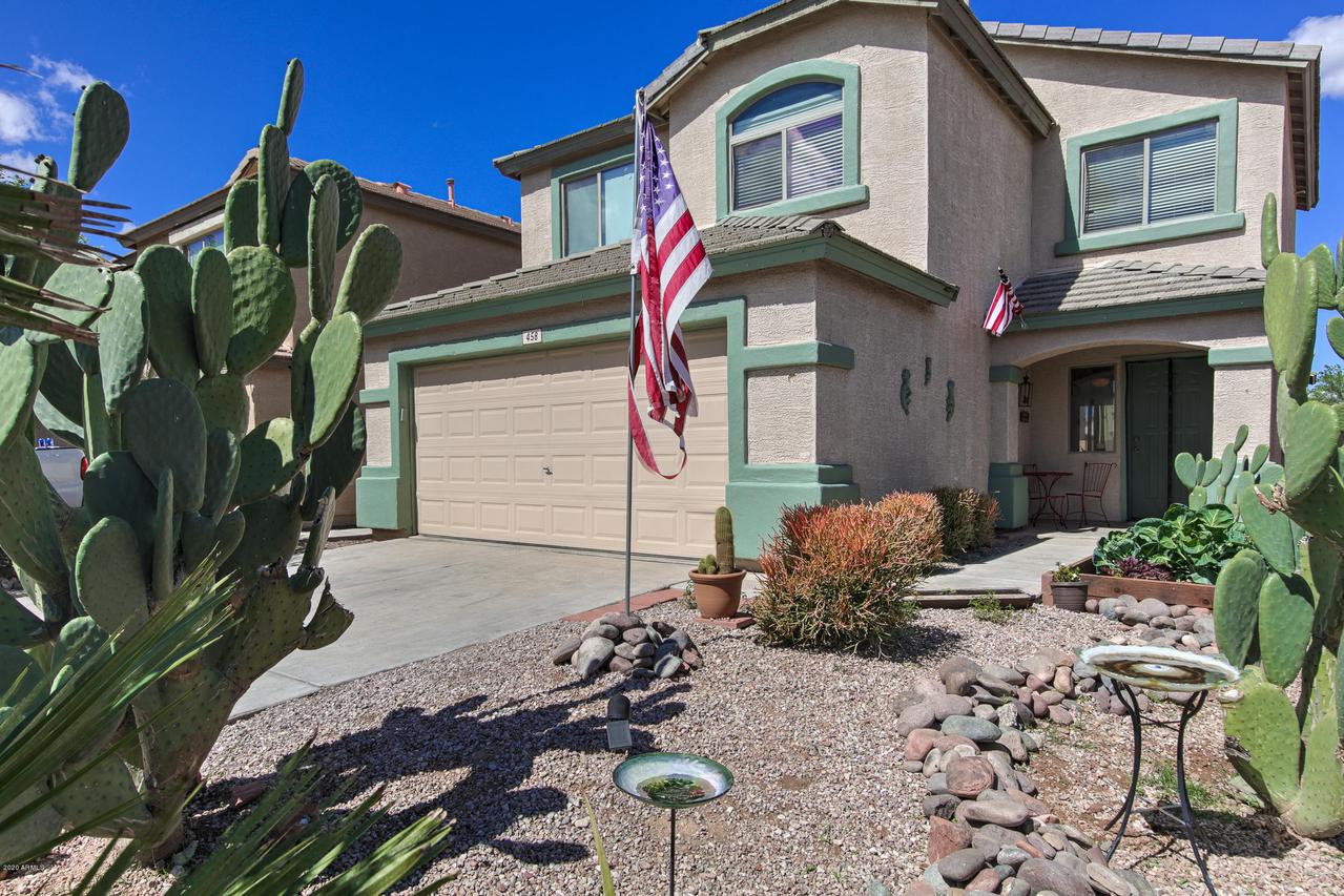 458 E Leslie Ave., San Tan Valley, AZ 85140