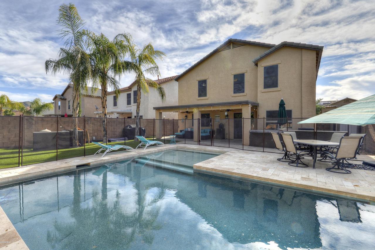 2446 W Via Dona Rd., Phoenix, AZ 85085