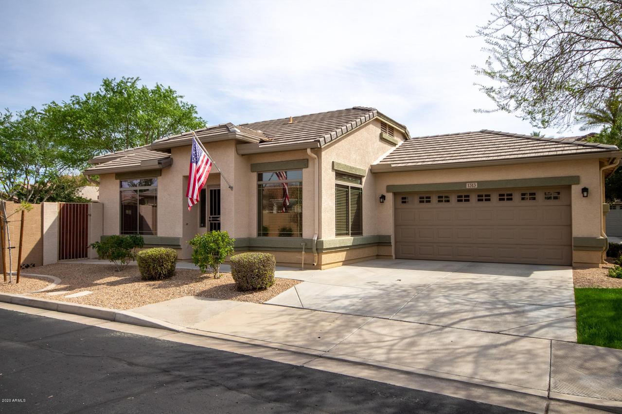 1313 E Weatherby Way, Chandler, AZ 85286