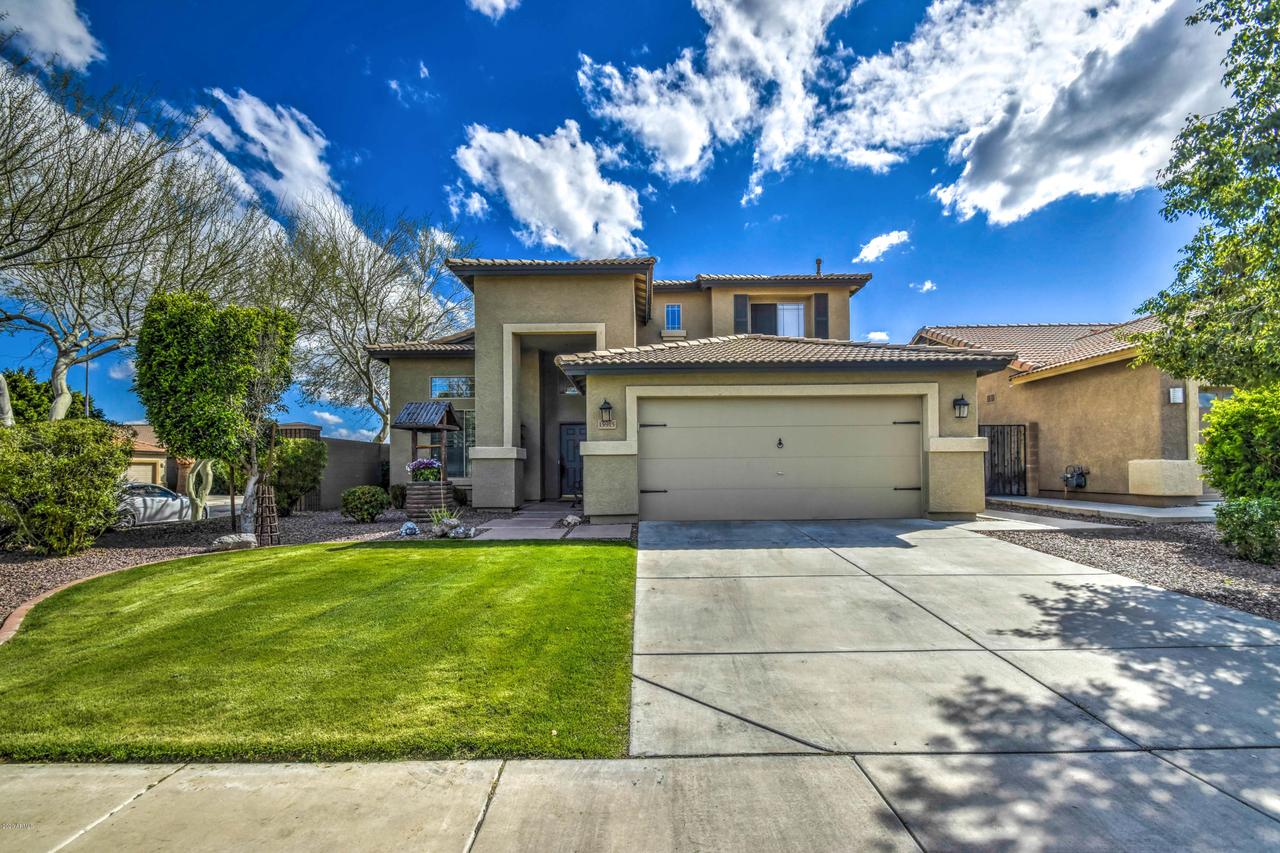 15915 W Redfield Rd., Surprise, AZ 85379