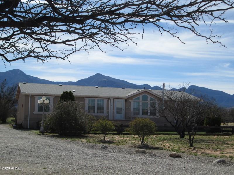 6968 E Dakota Rd., Hereford, AZ 85615