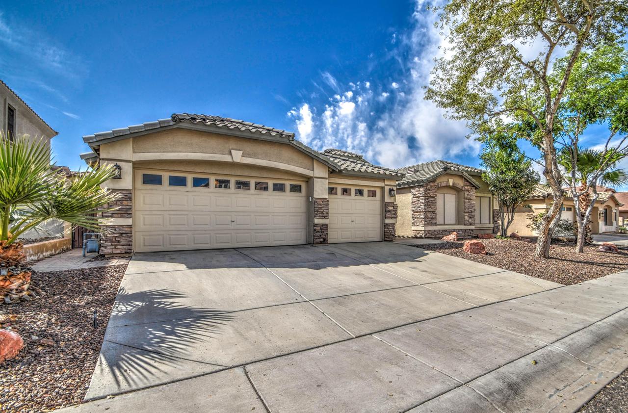 2037 W Caleb Rd., Phoenix, AZ 85085