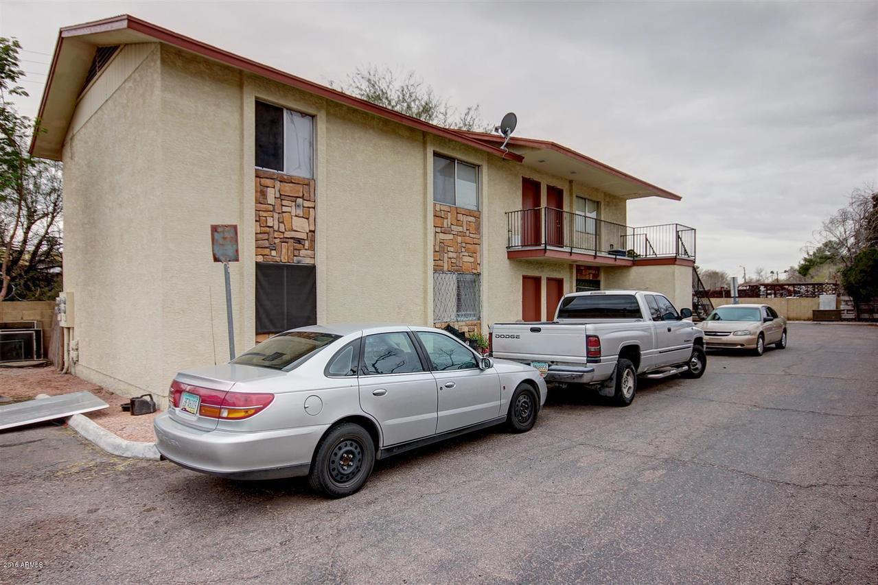 220 S Hibbert St., Mesa, AZ 85210