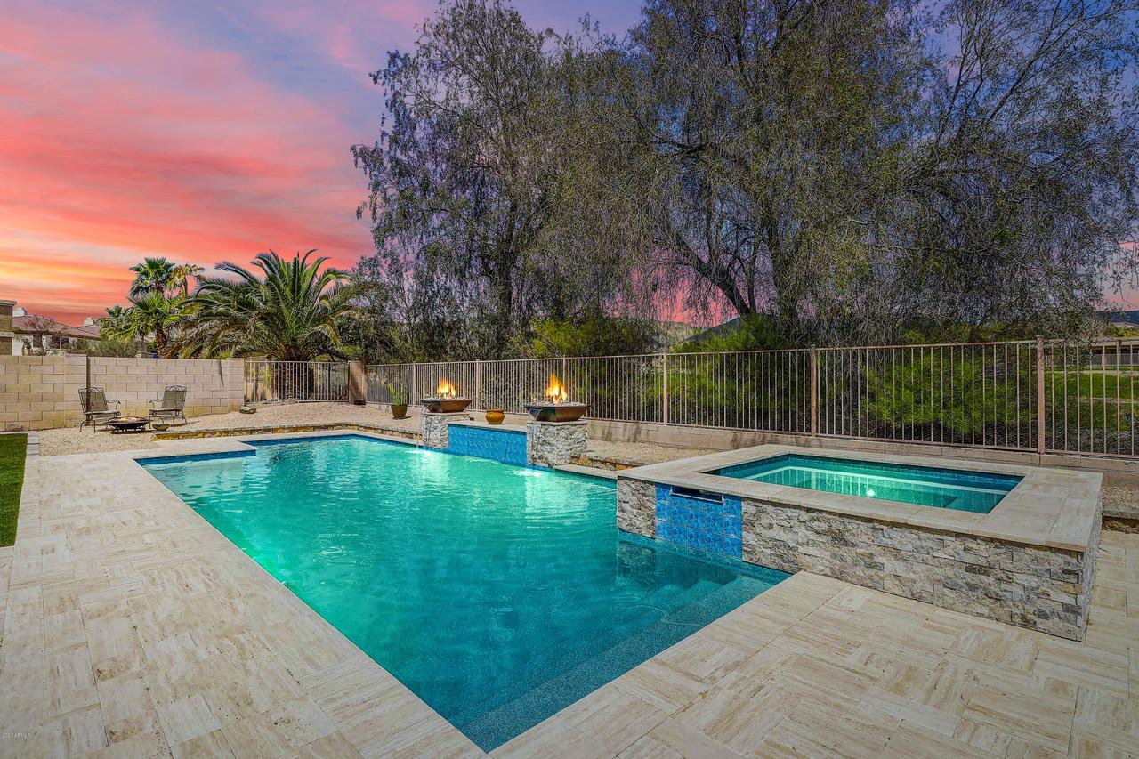 1350 W Deer Creek Rd., Phoenix, AZ 85045