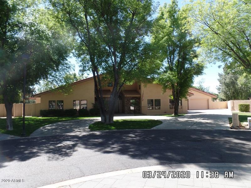 15 E Los Arboles Cir., Tempe, AZ 85284