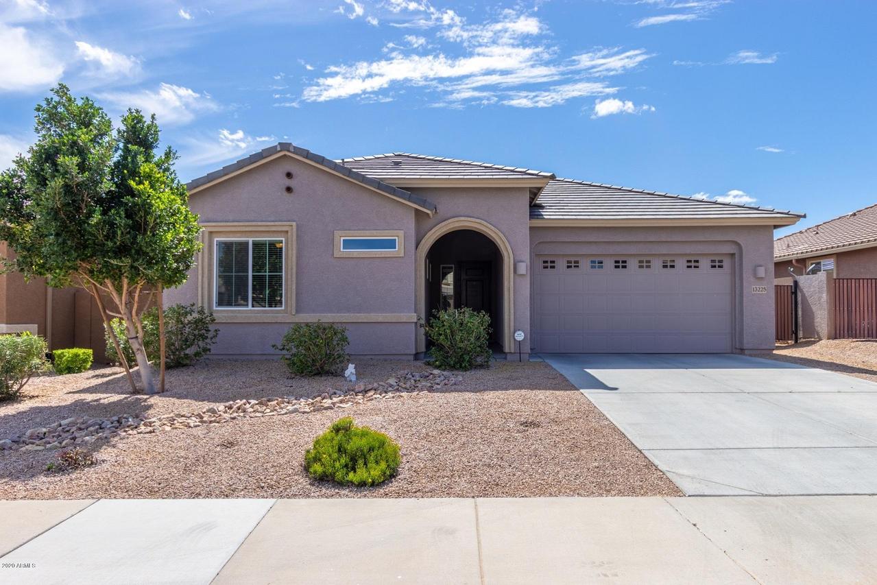 13225 W Cottontail Ln., Peoria, AZ 85383