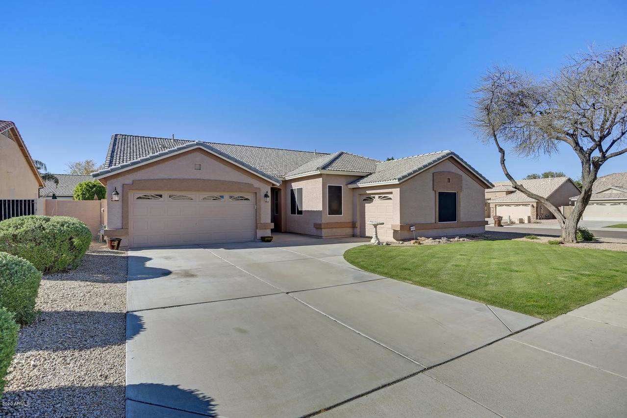 6893 W Honeysuckle Dr., Peoria, AZ 85383