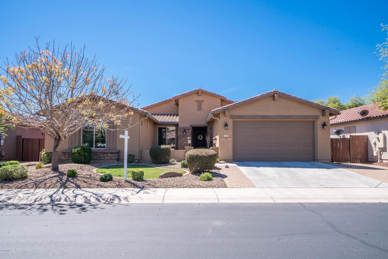 603 W Leatherwood Ave., Queen Creek, AZ 85140