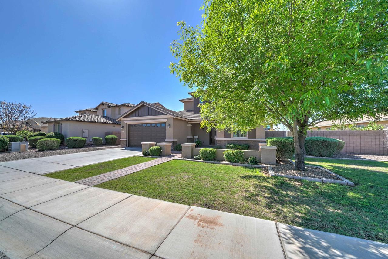 2521 E Eleana Ln., Gilbert, AZ 85298