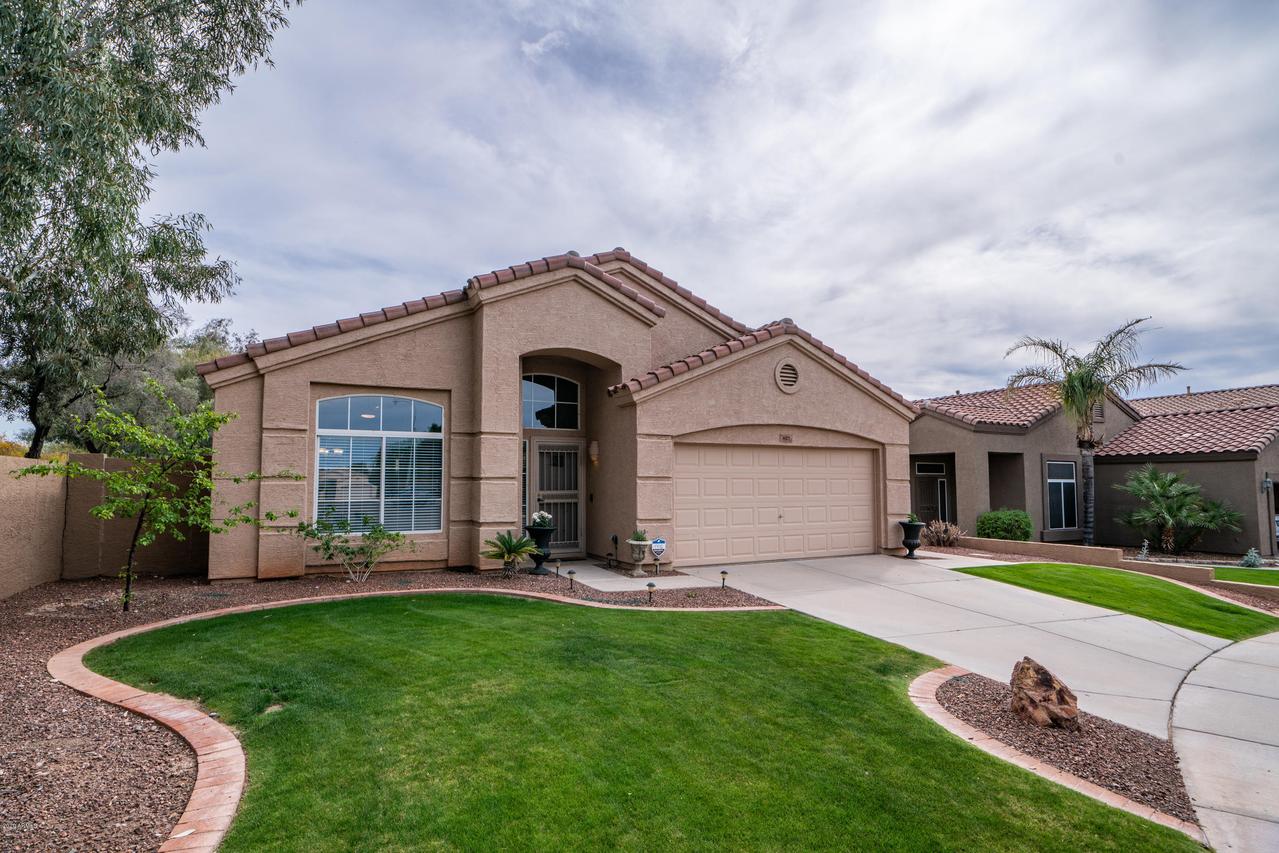 807 W Carob Dr., Chandler, AZ 85248