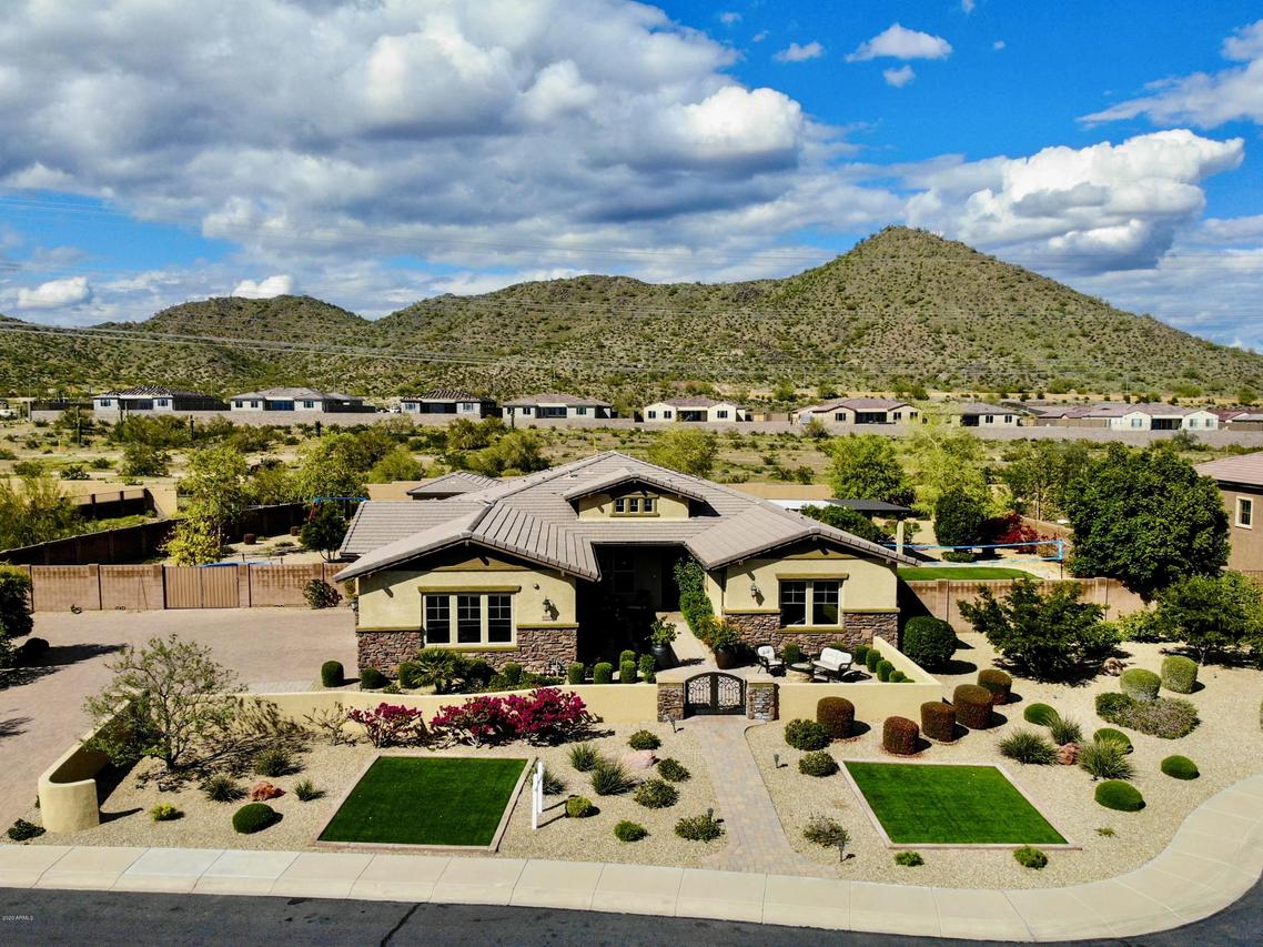 8702 W Questa Dr., Peoria, AZ 85383