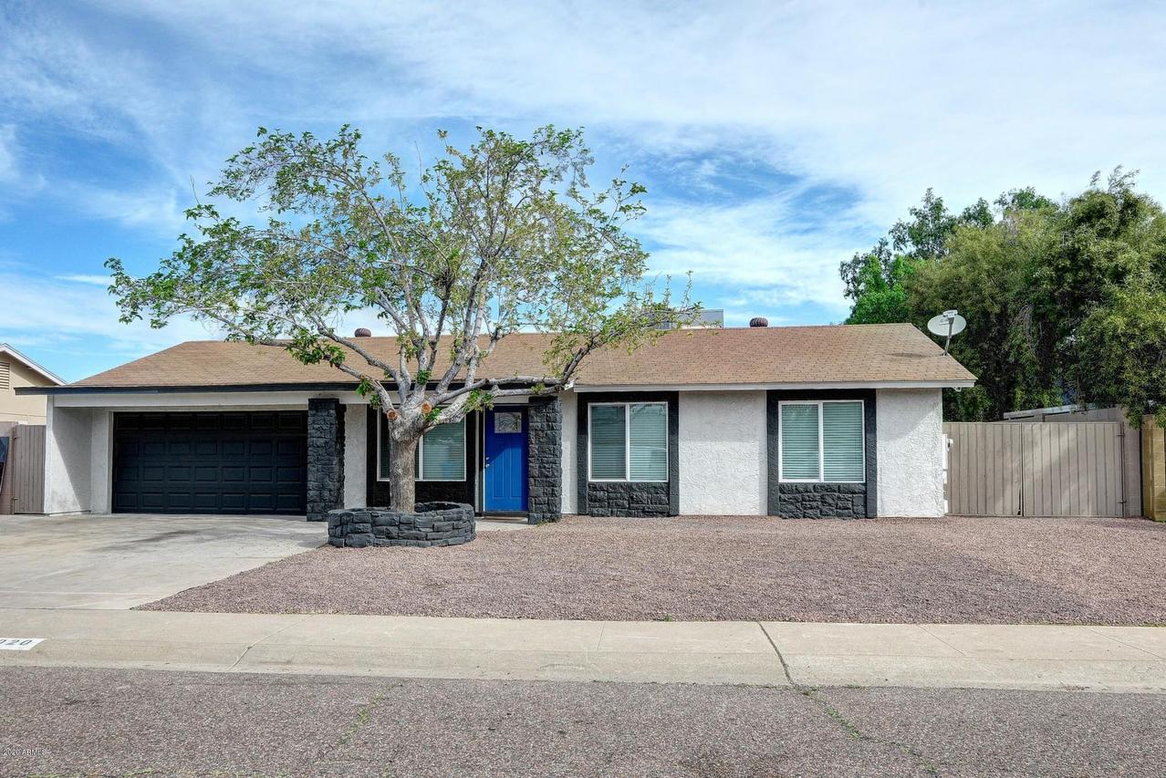 1020 W Hononegh Dr., Phoenix, AZ 85027