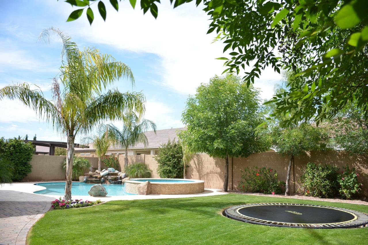 19756 E Walnut Rd., Queen Creek, AZ 85142