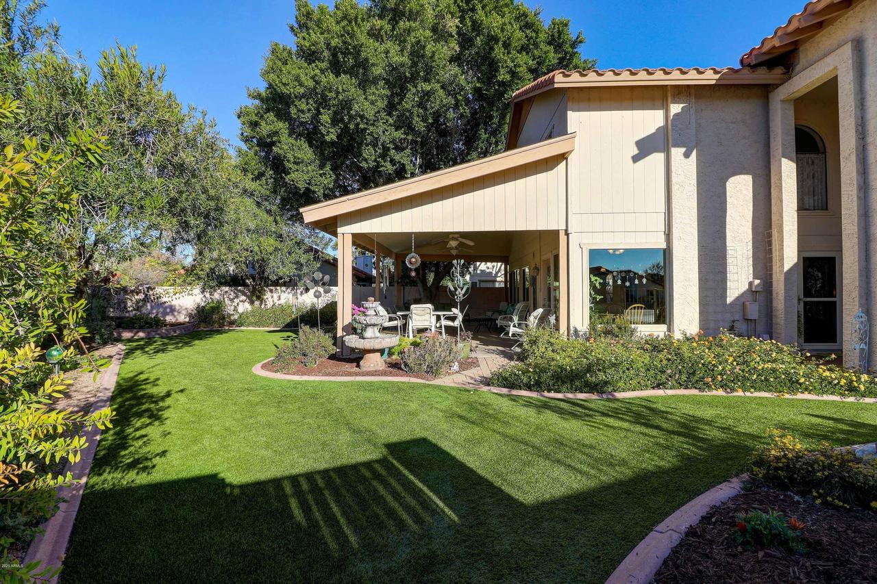 2326 W Lompoc Cir., Mesa, AZ 85202
