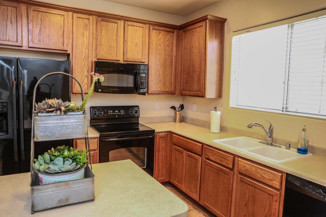 7742 W Terri Lee Dr., Phoenix, AZ 85035