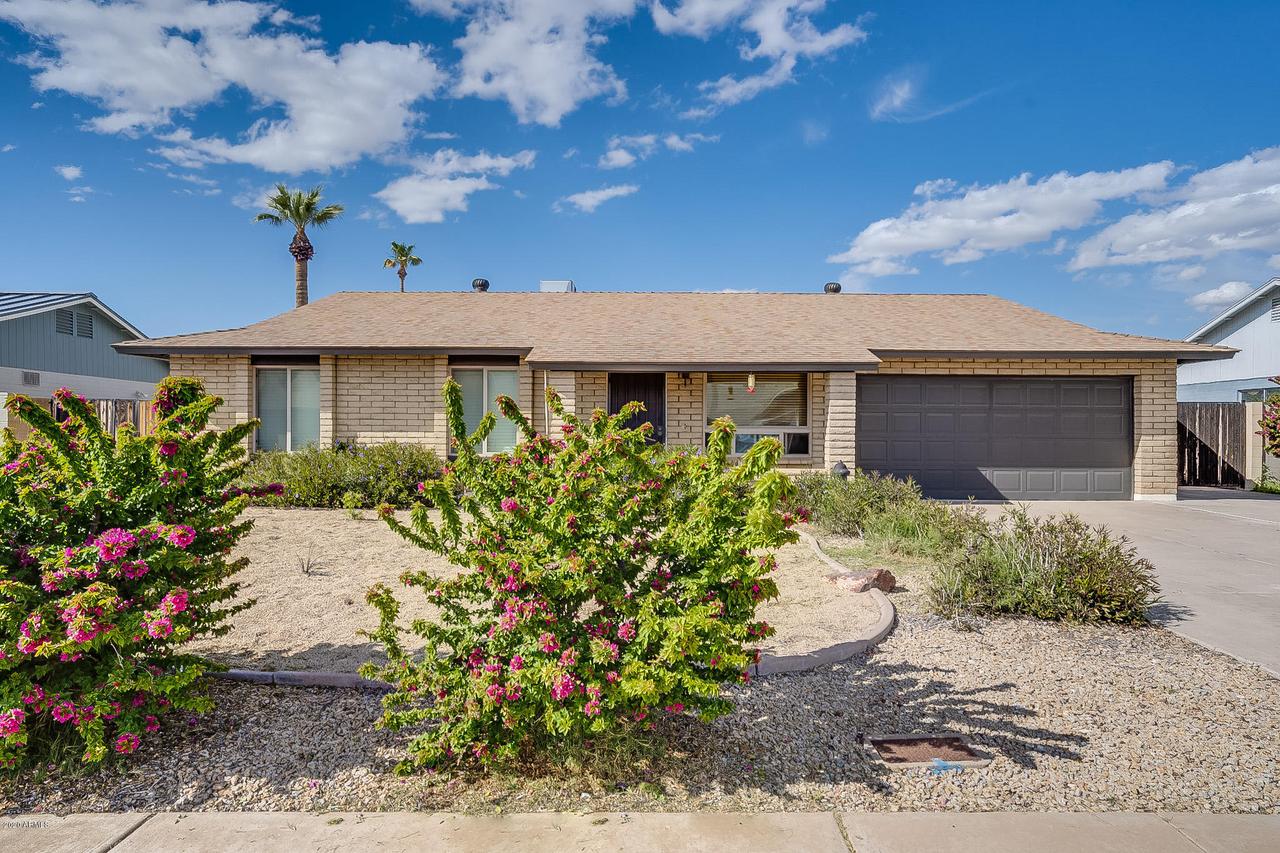 906 W Lobo Ave., Mesa, AZ 85210