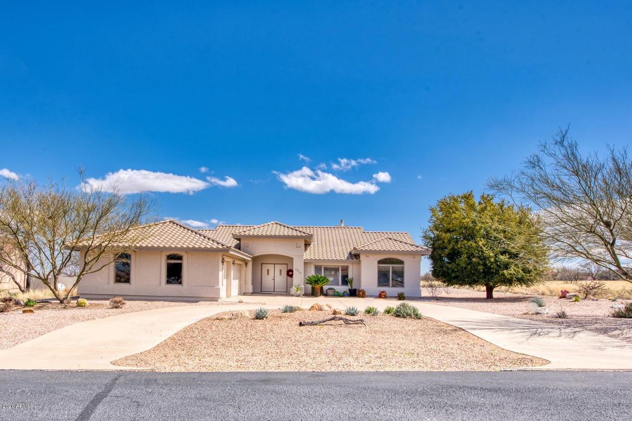 5810 E Silver Leaf Ct., Hereford, AZ 85615