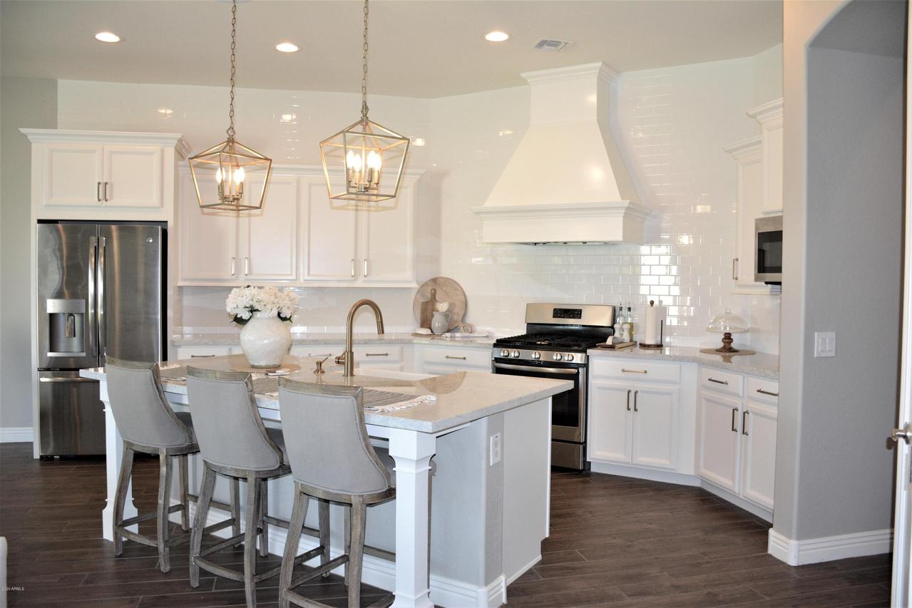 22223 E Creekside Dr., Queen Creek, AZ 85142