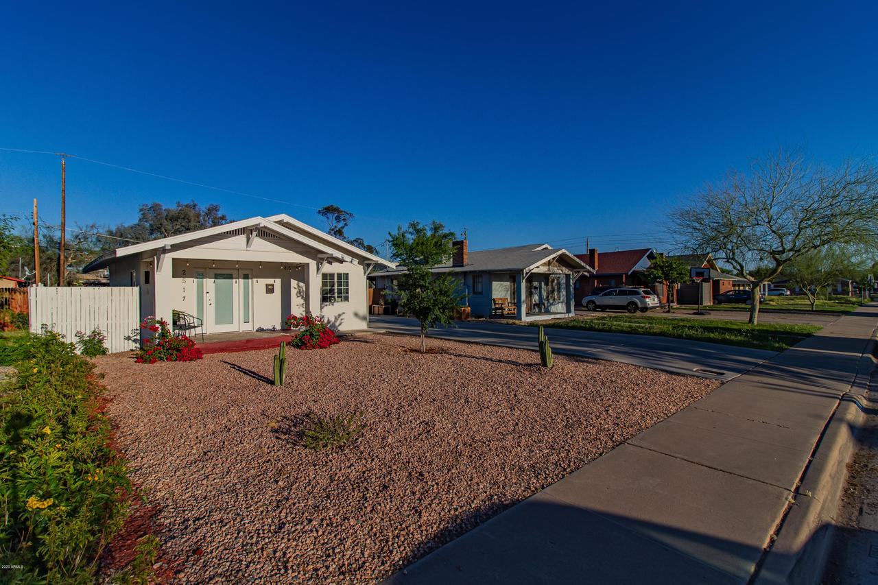 2517 N 11th St., Phoenix, AZ 85006