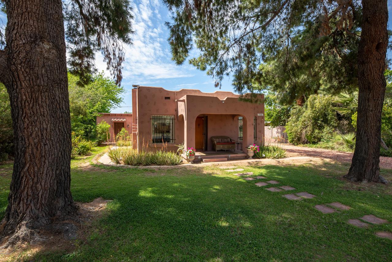 2208 N 25th Pl., Phoenix, AZ 85008