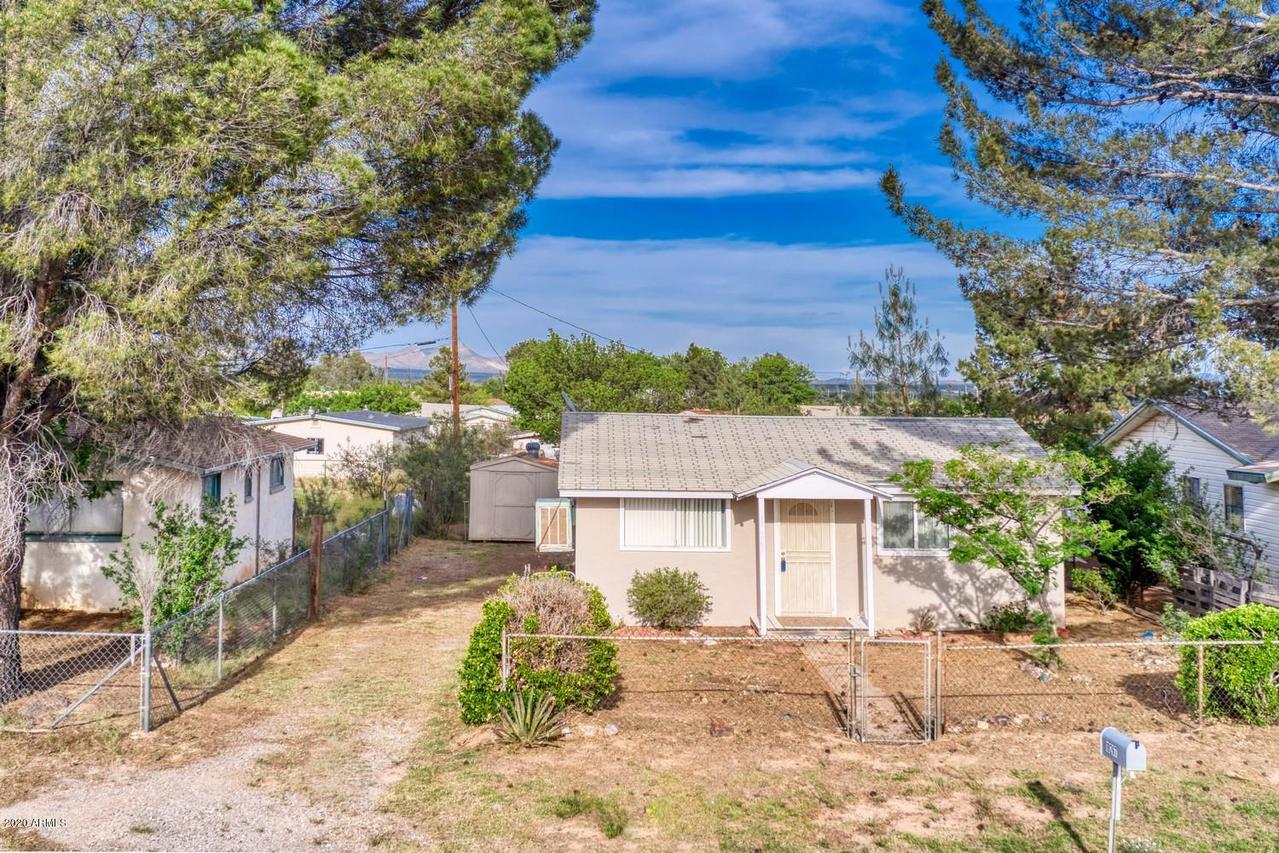 10267 S Healing Way, Hereford, AZ 85615