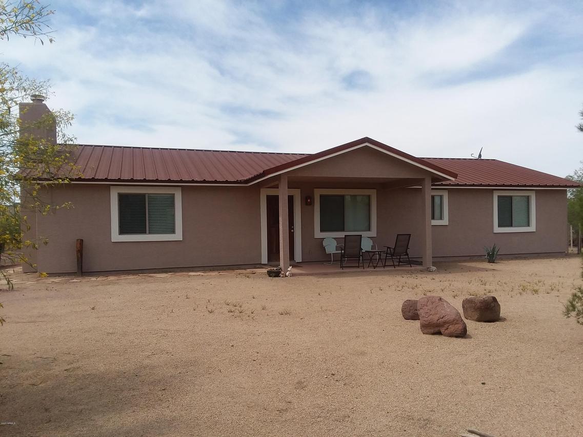 43626 N 16th St., New River, AZ 85087