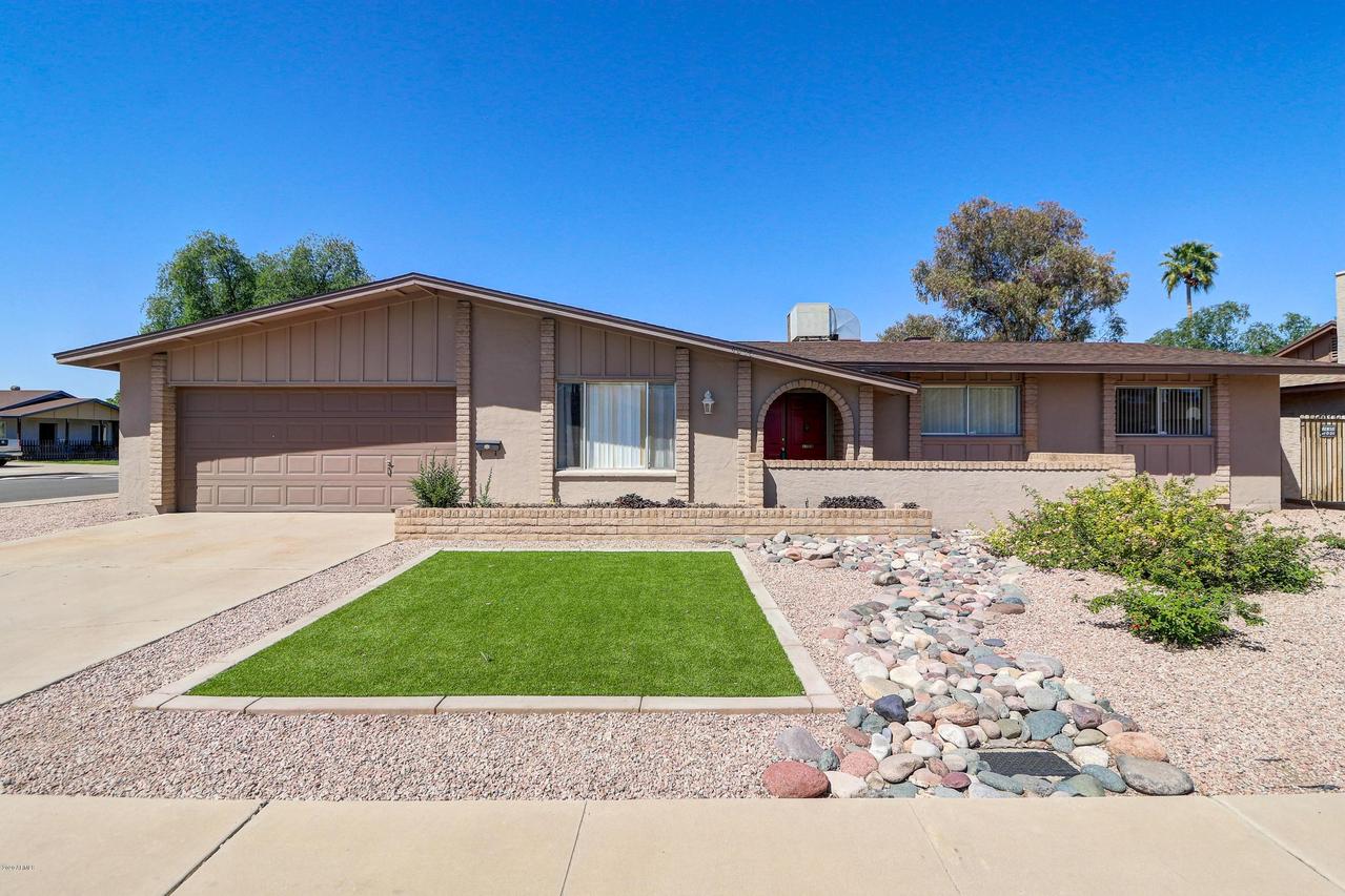 4830 S Kachina Dr., Tempe, AZ 85282