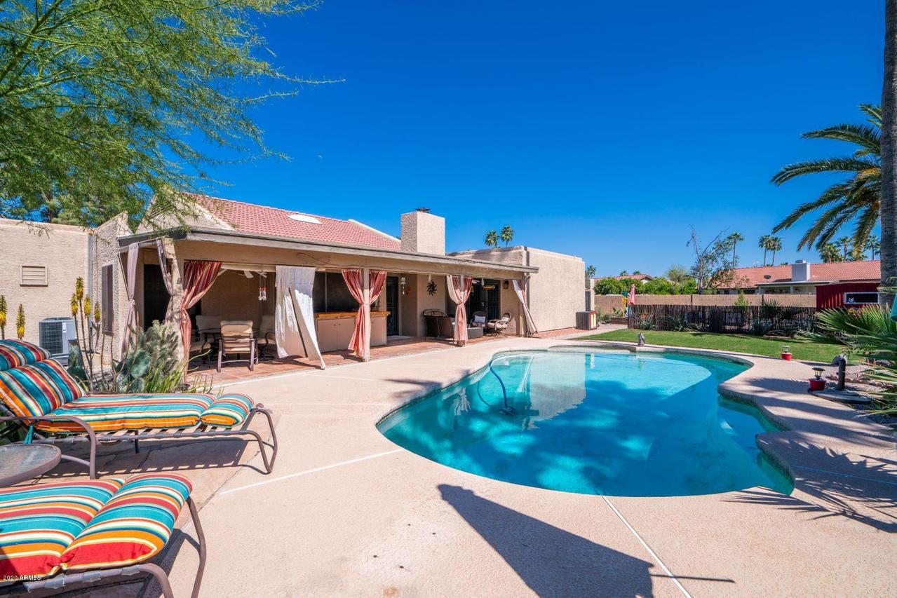 421 W Straford Dr., Chandler, AZ 85225