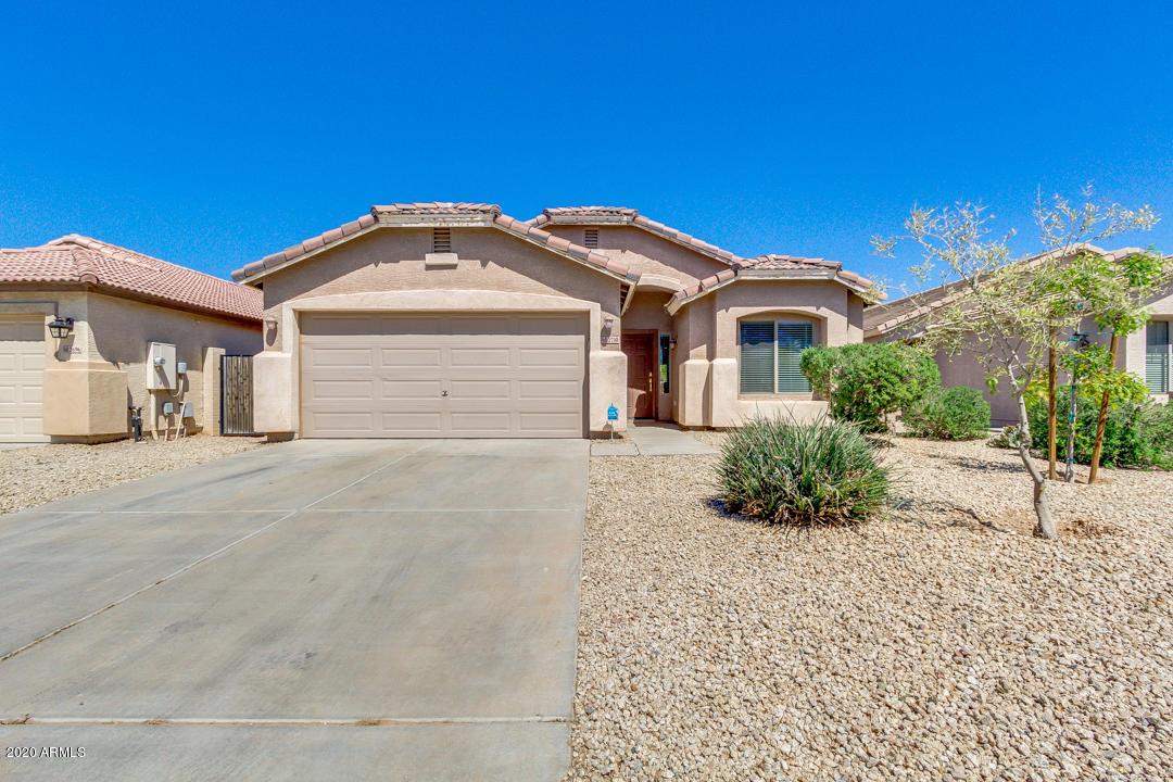 2710 E Silversmith Tr., San Tan Valley, AZ 85143
