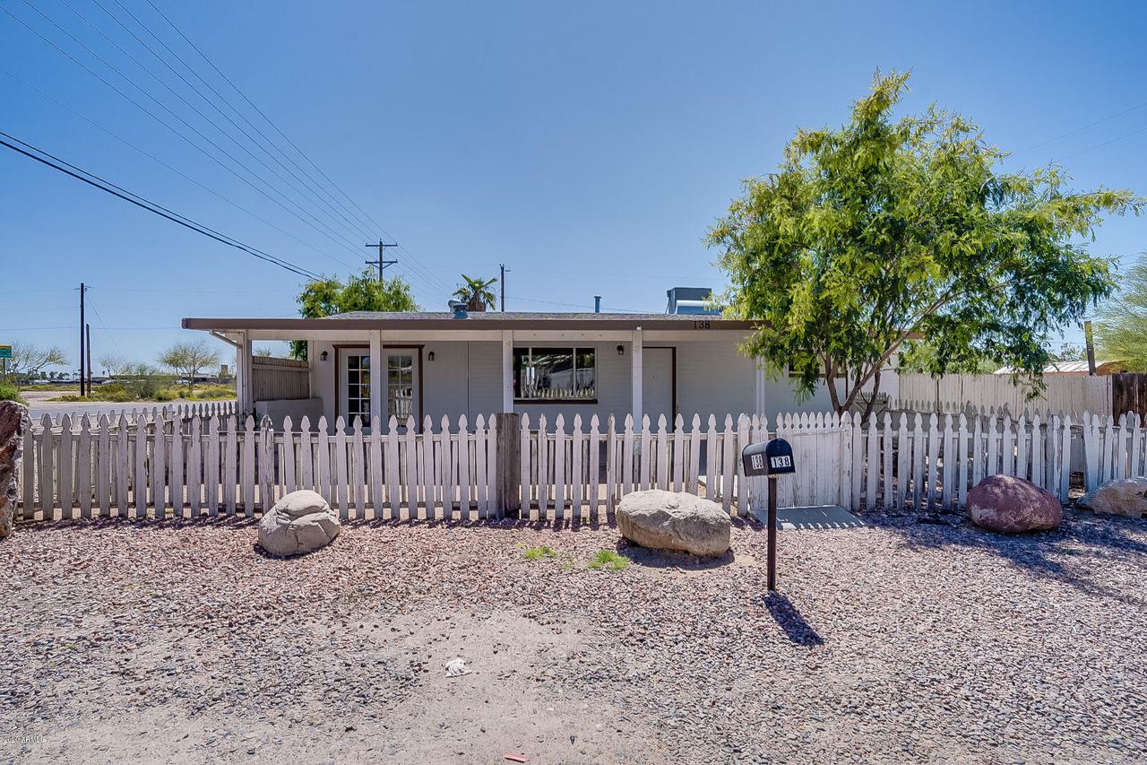 138 N Crismon Rd., Mesa, AZ 85207