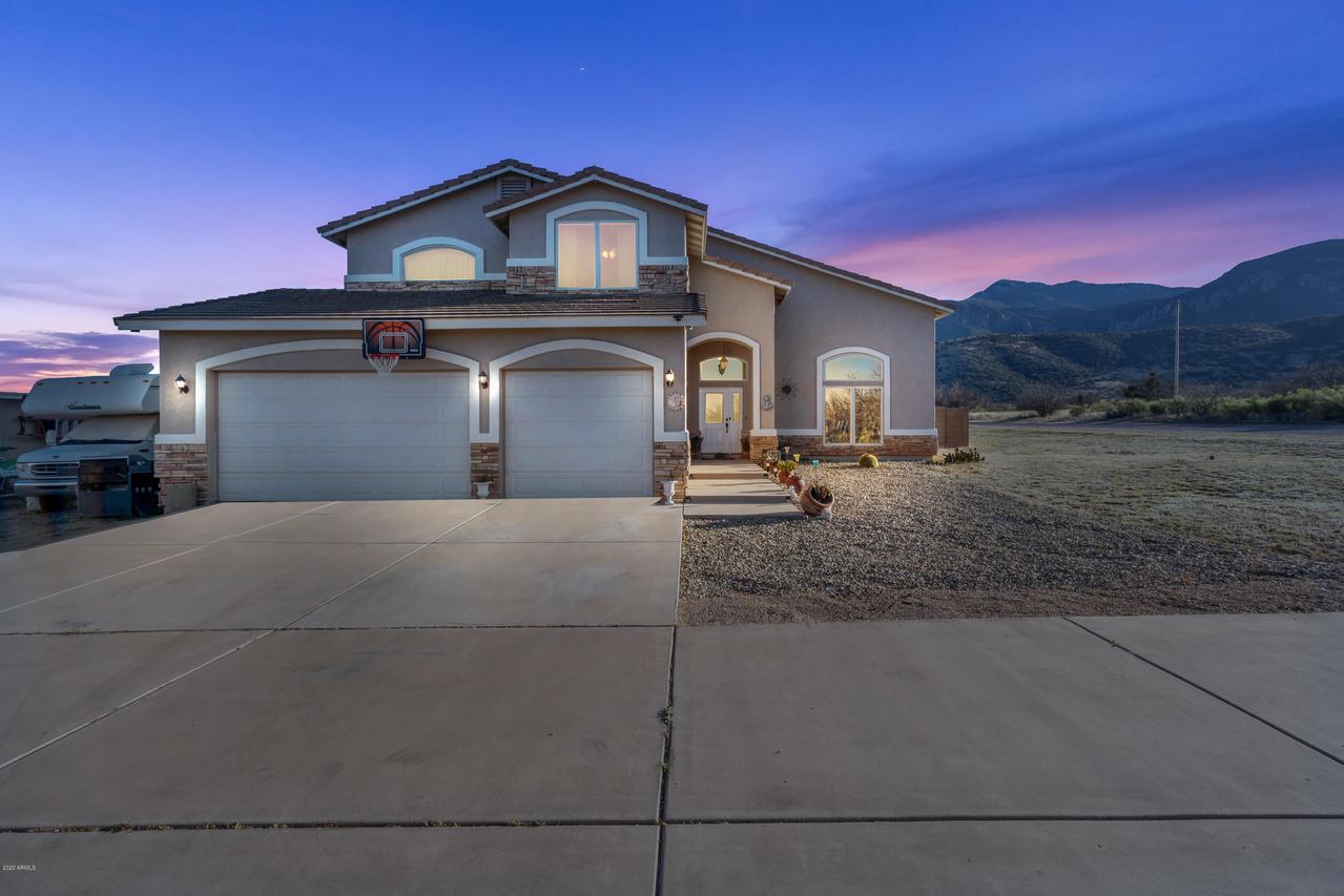 5805 S Richards Rd., Hereford, AZ 85615