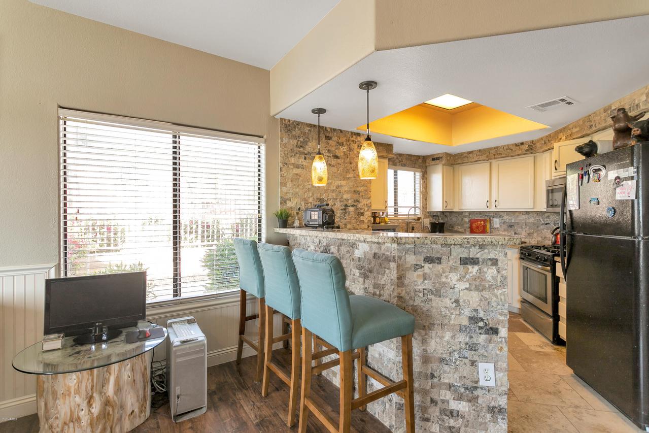 10030 W Indian School Rd. #102, Phoenix, AZ 85037