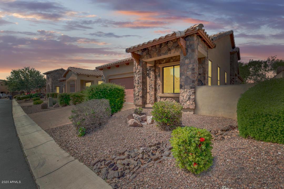 8522 E Indigo St., Mesa, AZ 85207