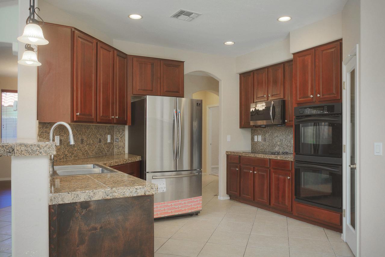 2523 W Granite Pass Rd., Phoenix, AZ 85085