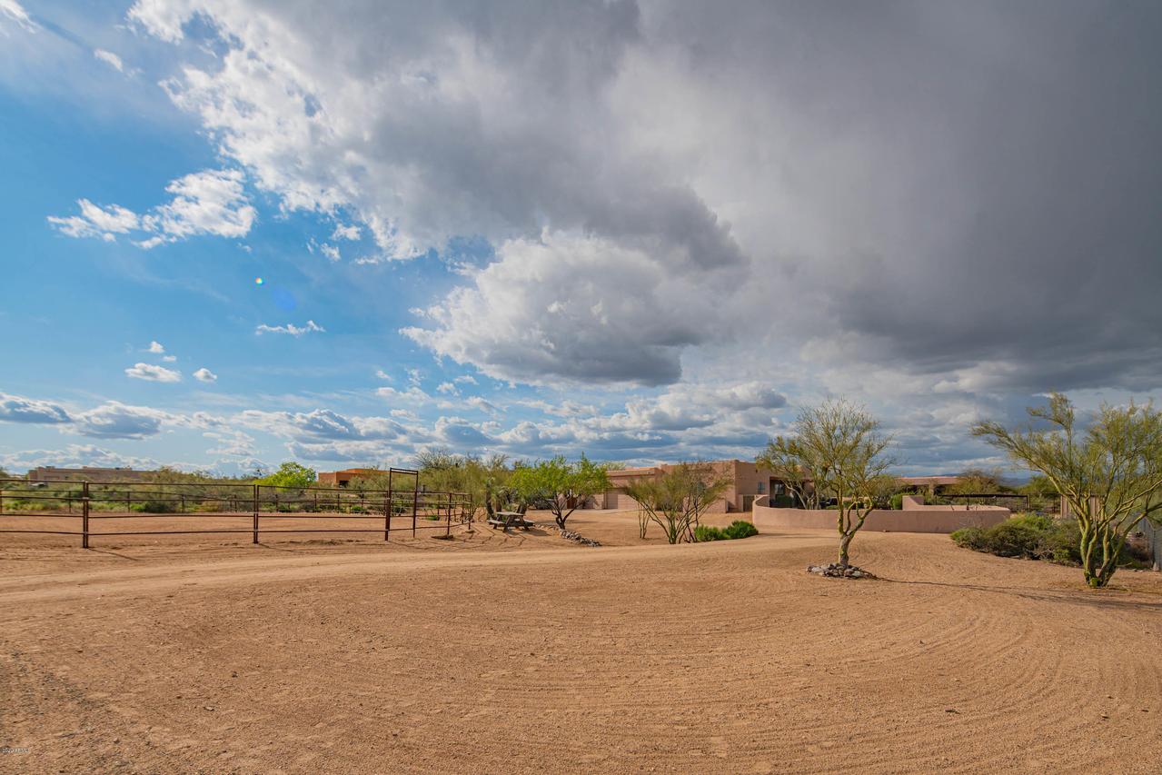 14922 E Dale Ln., Scottsdale, AZ 85262