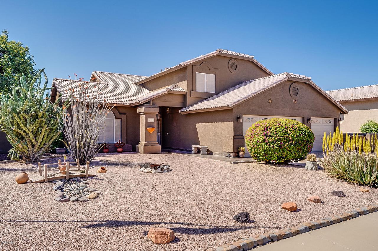 8827 W Bloomfield Rd., Peoria, AZ 85381
