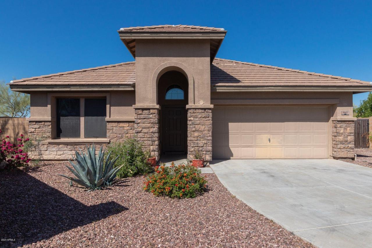 1142 S 220th Dr., Buckeye, AZ 85326