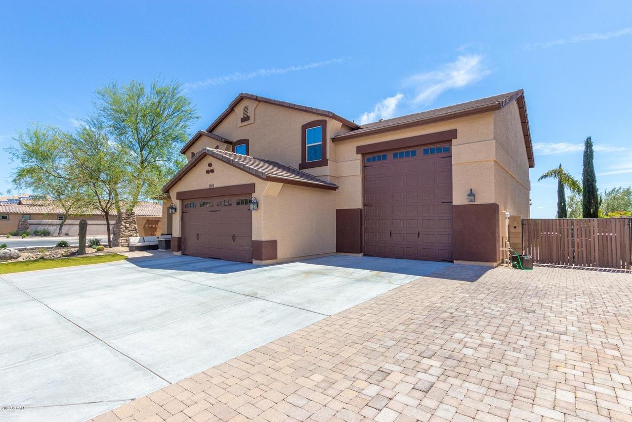 7867 W Rock Springs Dr., Peoria, AZ 85383