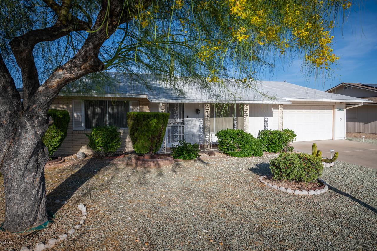 9906 W Signal Butte Cir., Sun City, AZ 85373