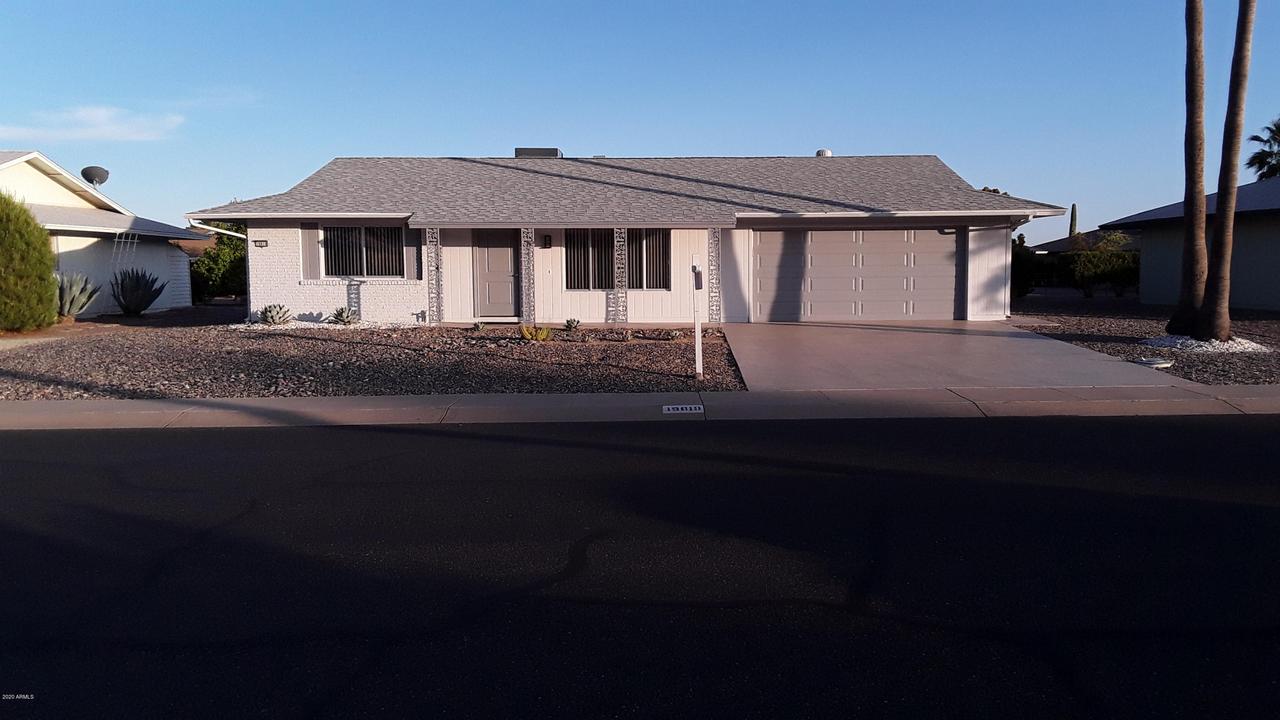 19819 N Willow Creek Cir., Sun City, AZ 85373