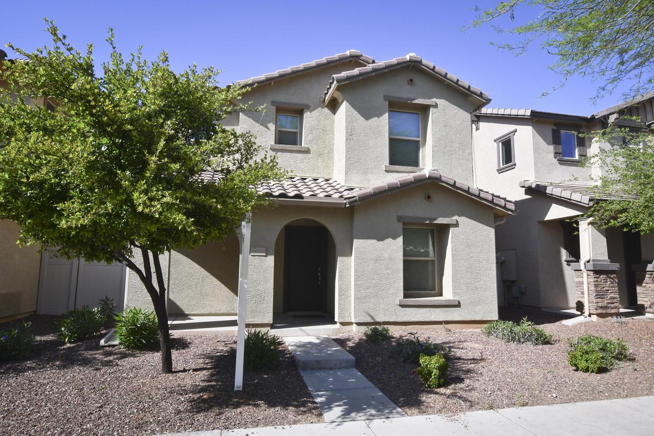 895 S Pheasant Dr., Gilbert, AZ 85296