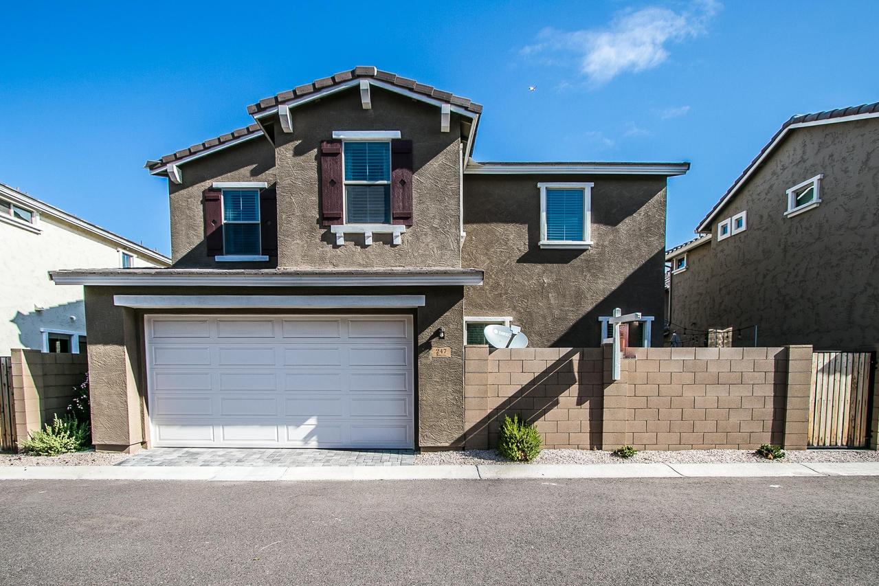 247 N 56th Pl., Mesa, AZ 85205
