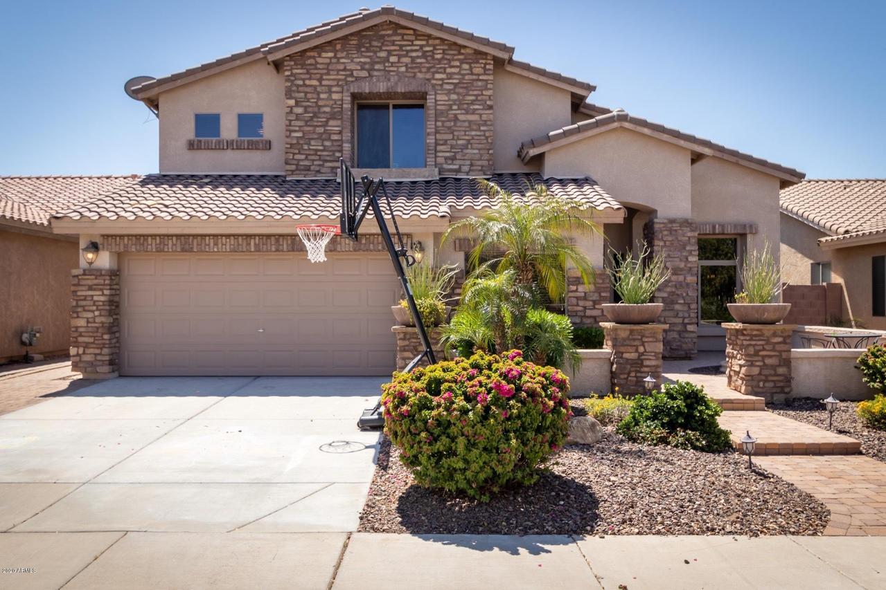 2223 W Spur Dr., Phoenix, AZ 85085
