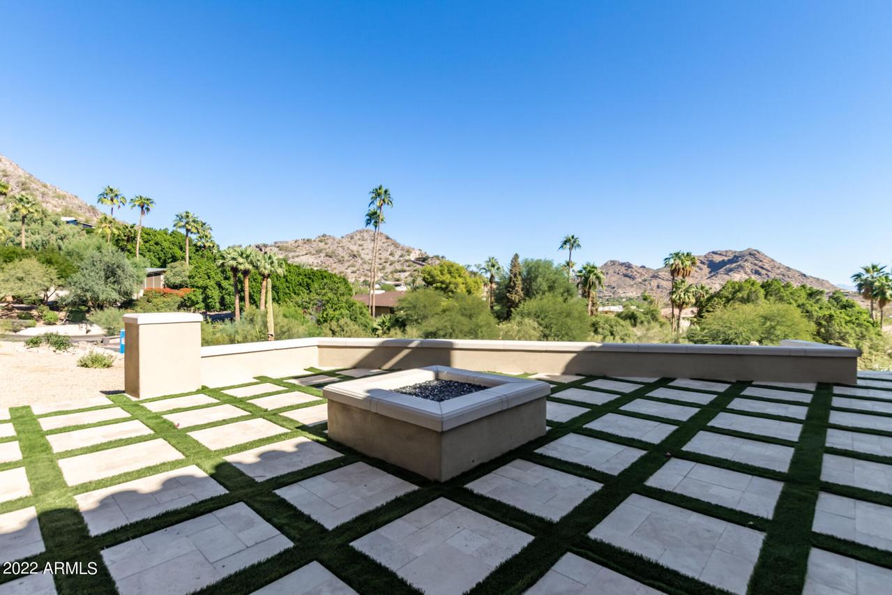 7320 N Brookview Way, Paradise Valley, AZ 85253
