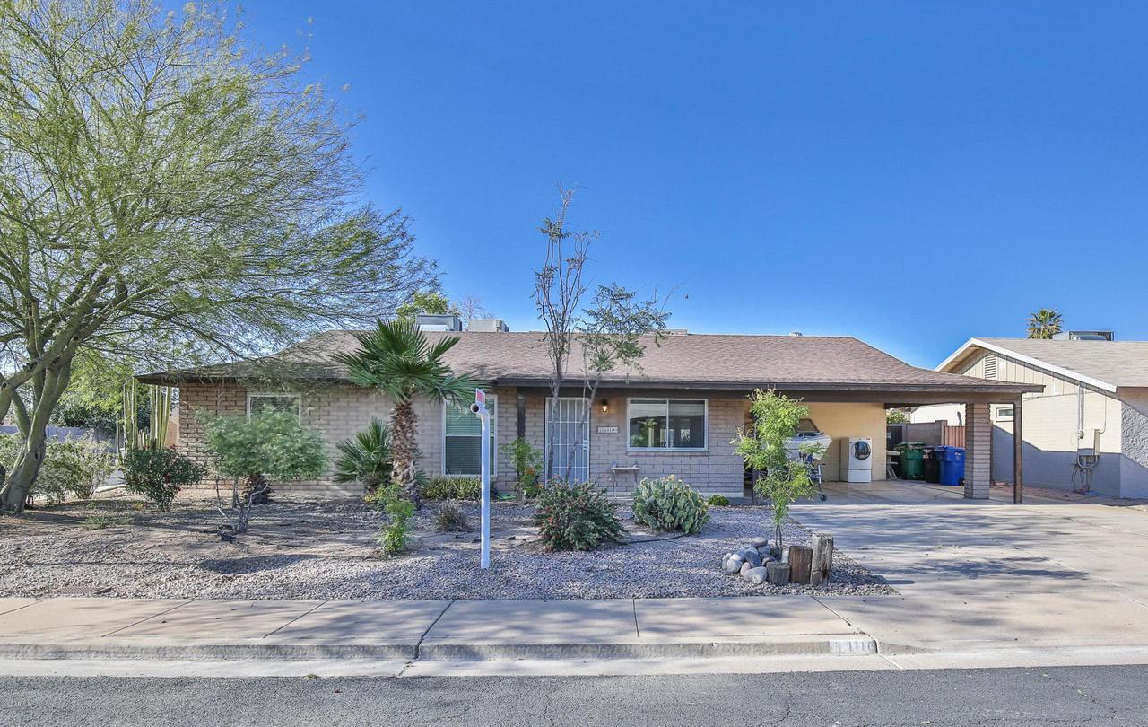 1116 E Hampton Cir., Mesa, AZ 85204