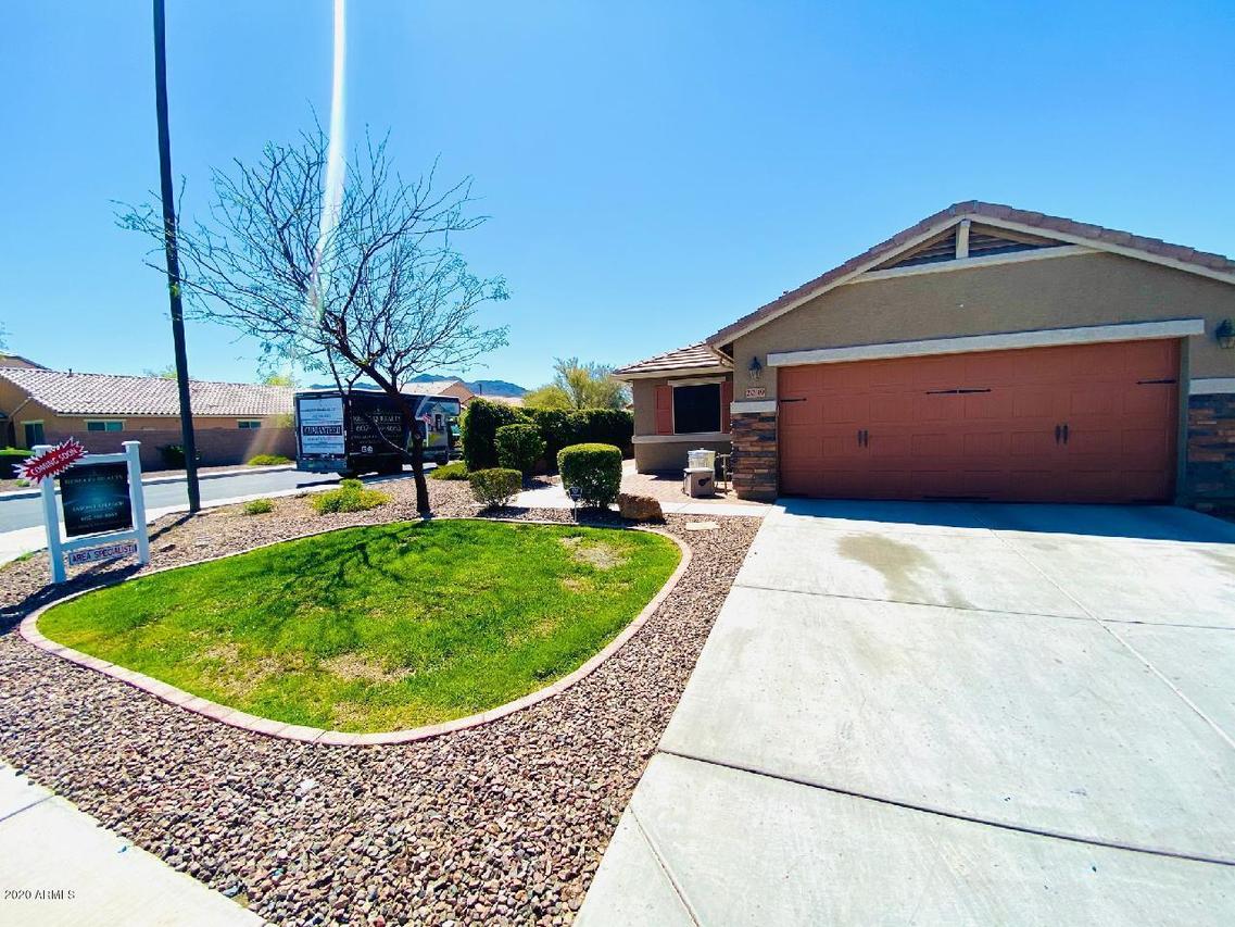 2039 E Saddlebrook Rd., Gilbert, AZ 85298