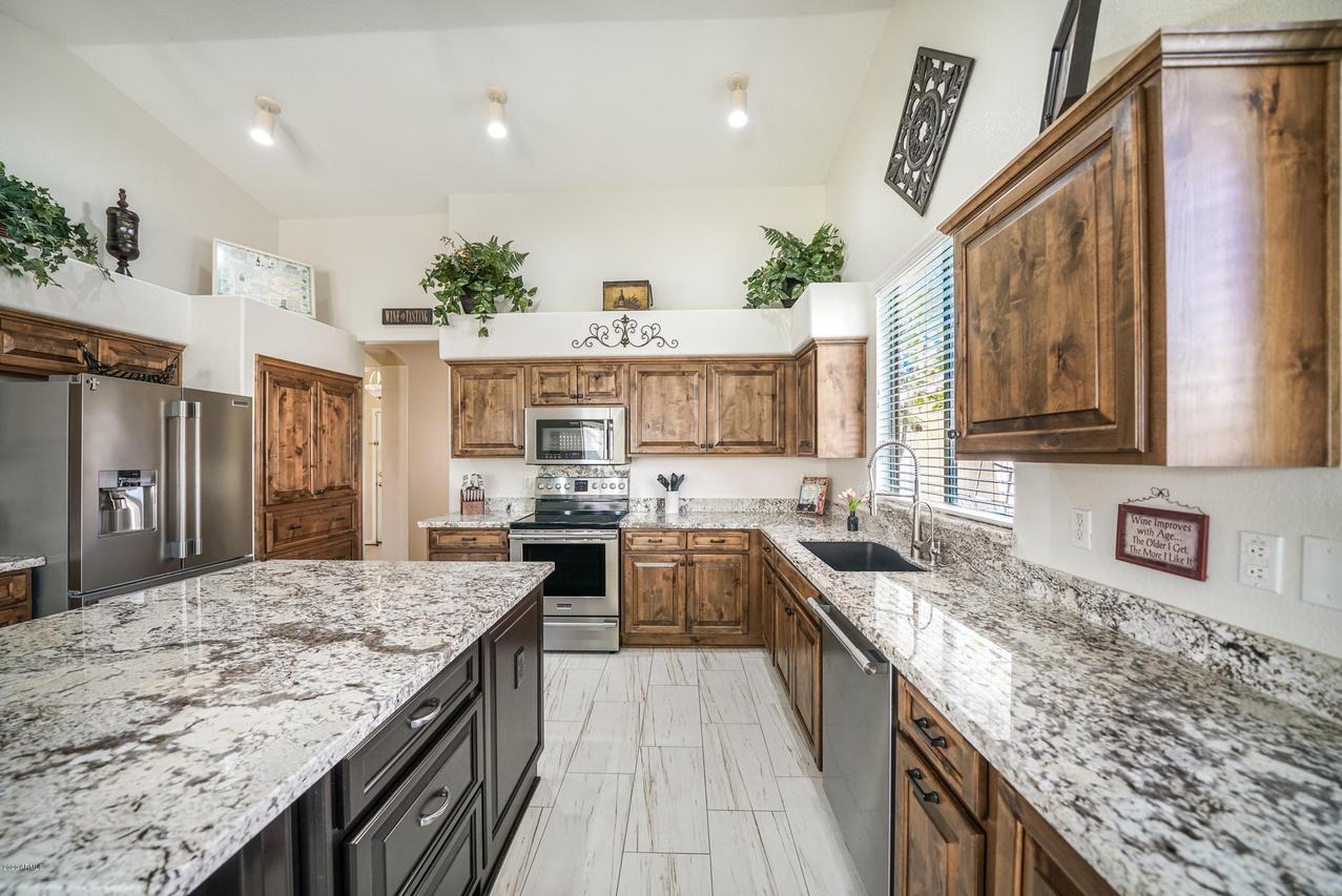 4010 W Mohawk Ln., Glendale, AZ 85308