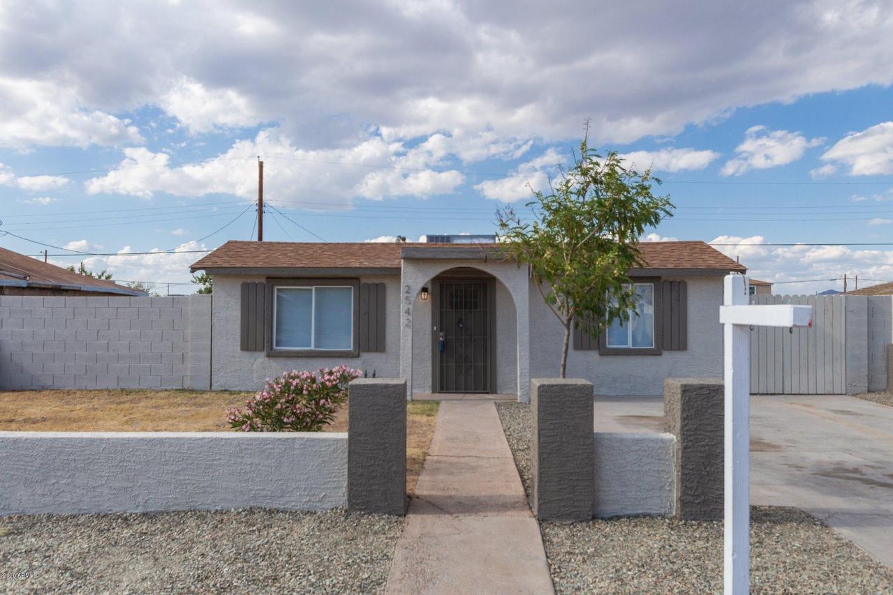 2542 E Jones Ave., Phoenix, AZ 85040