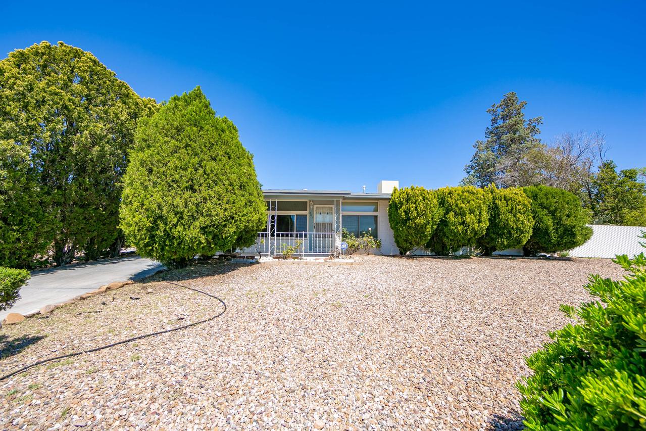 301 Tree Top Ave., Sierra Vista, AZ 85635